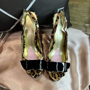 Paris Hilton animal print heels size 7